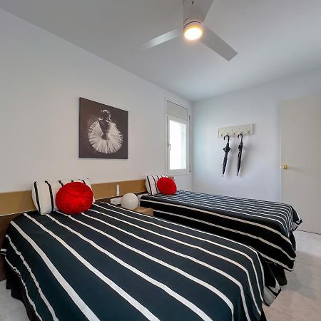 Vivalidays Yolanda Apartment Calella Exterior photo